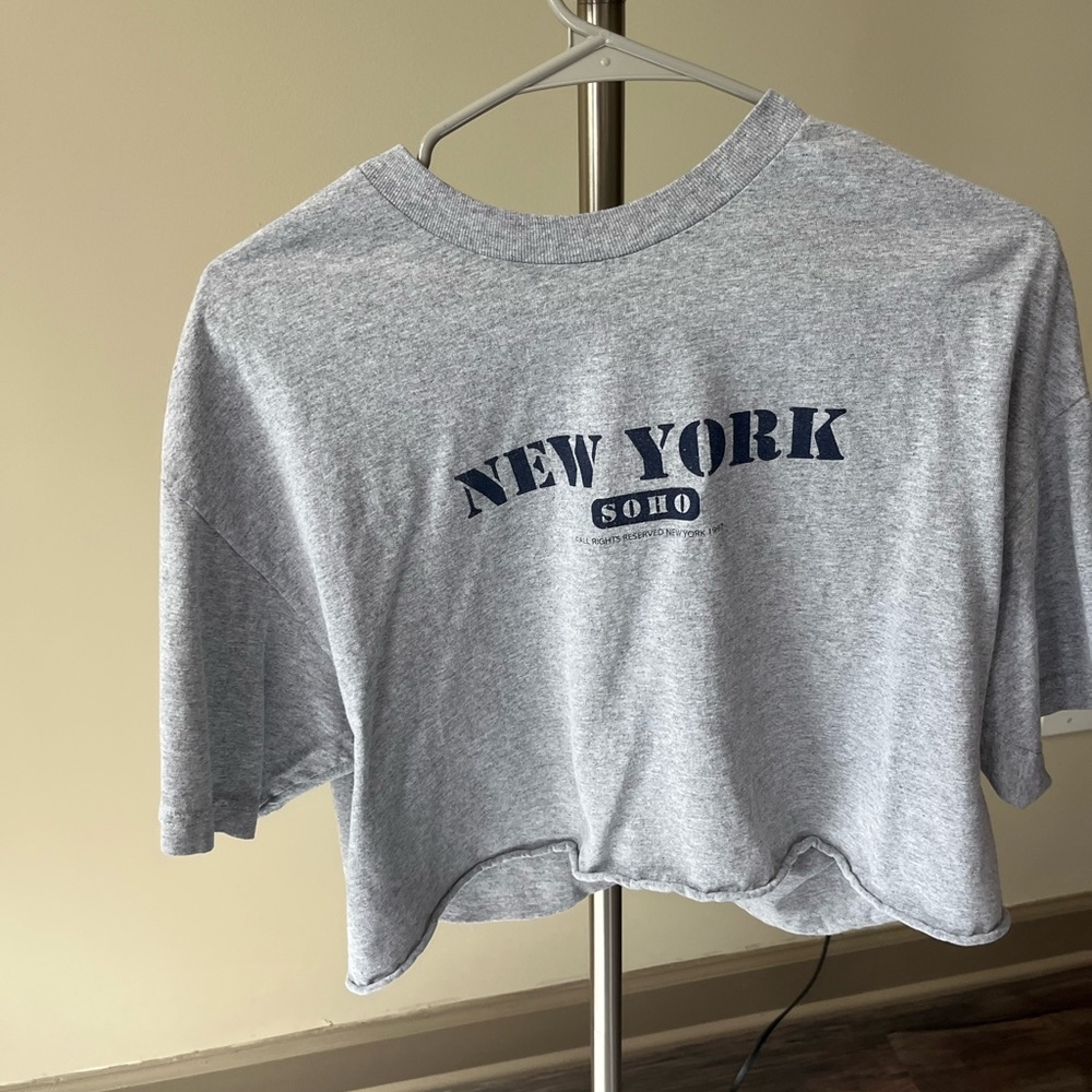 Brandy melville graphic tee